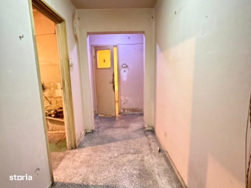 Apartament 3 camere cu balcon în Titan, 64mp