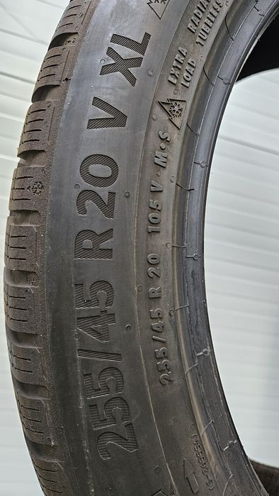Anvelope iarna 255 45 20 Continental TS870 P