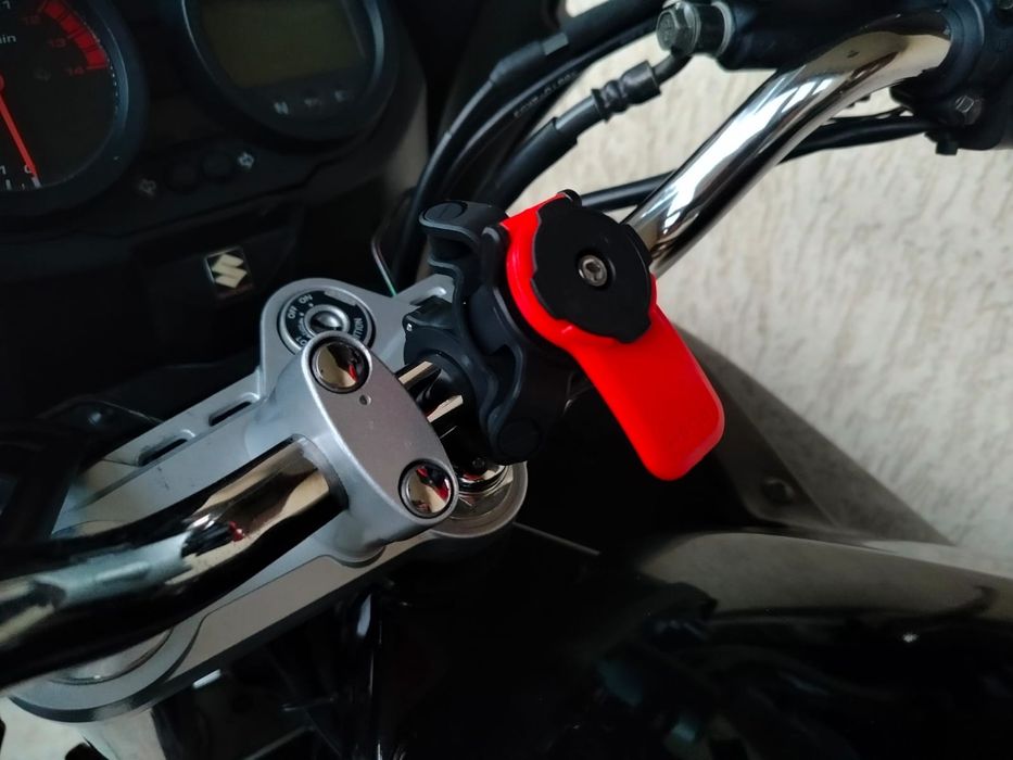 Motocicleta suzuki gsf 650 s bandit