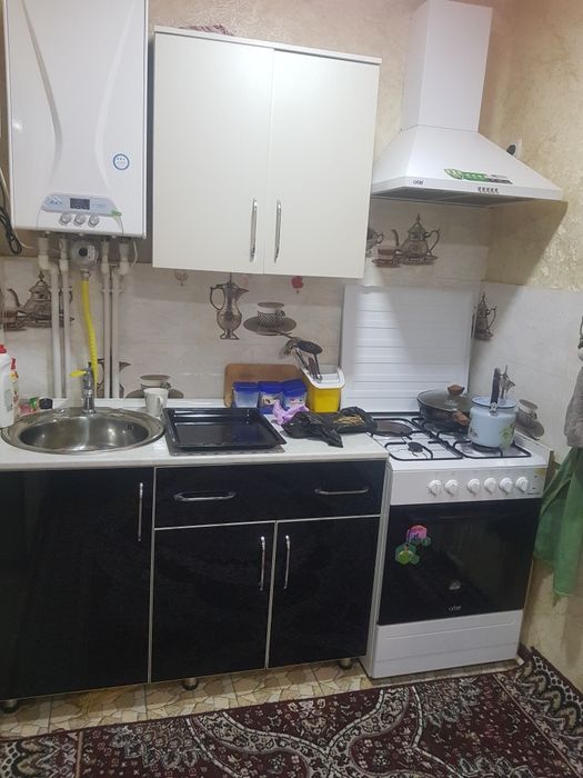 Uy sotiladi jihozlari bilan qowib.2 lamchiga ham beriladi