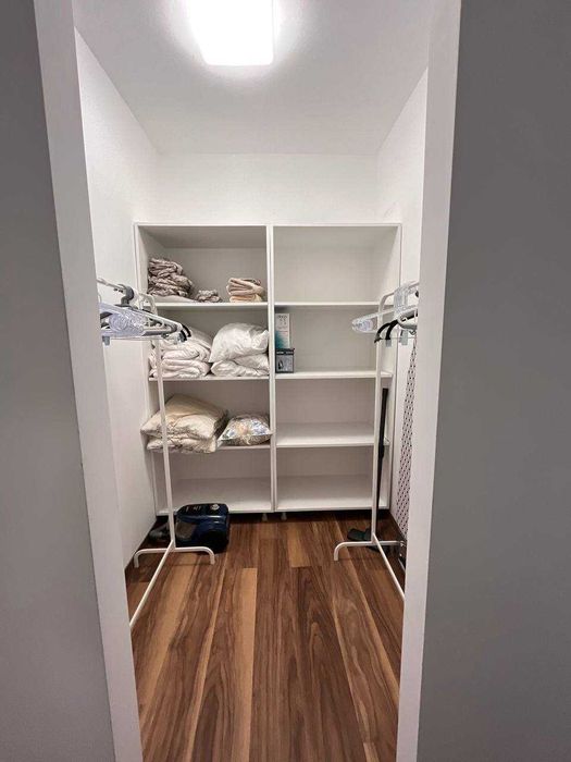 Дава се под наем Двустаен апартамент в Варна, Център - 55 кв.м за 700 € - Снимка #4