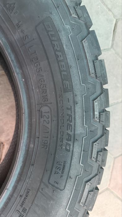 Cooper Discoverer AT3 LT — 265/65 R18