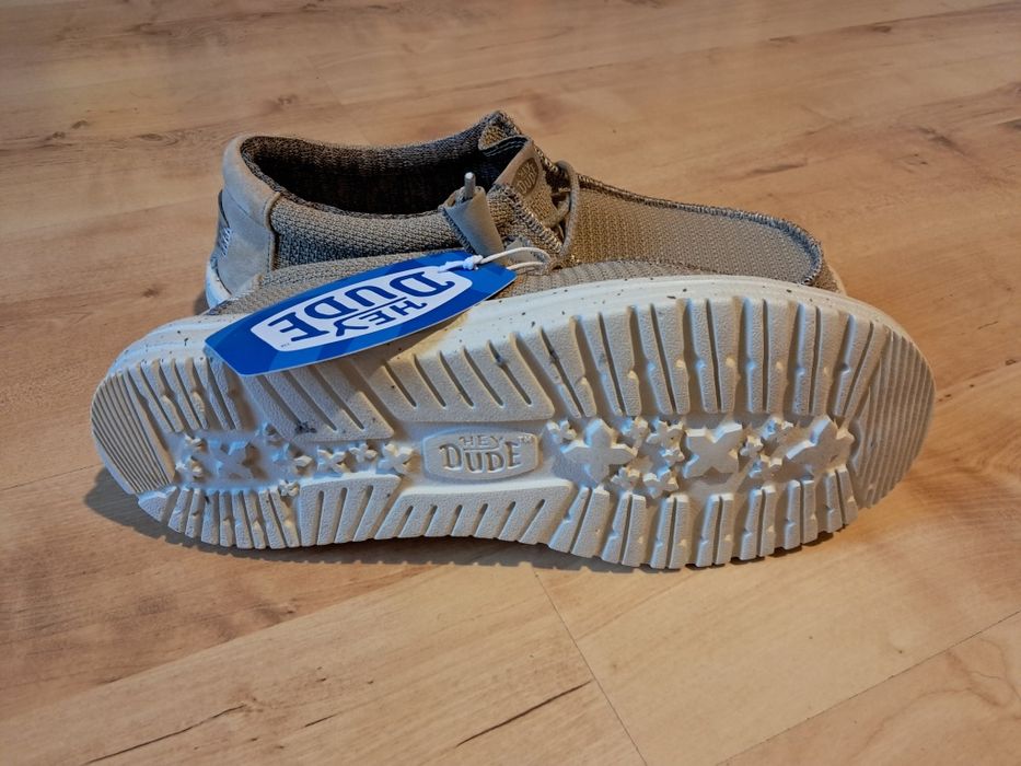 Обувки Hey Dude (нови, 40 номер)
