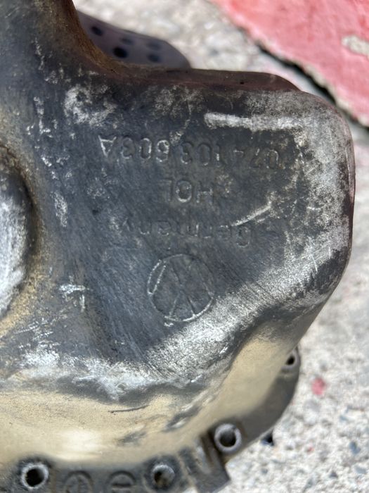 Продам поддон на Т4 2,4 d