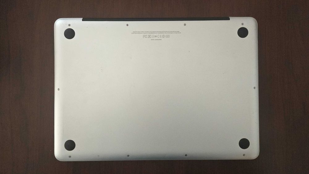 MacBook Pro 13 - Early 2011 - Intel i7