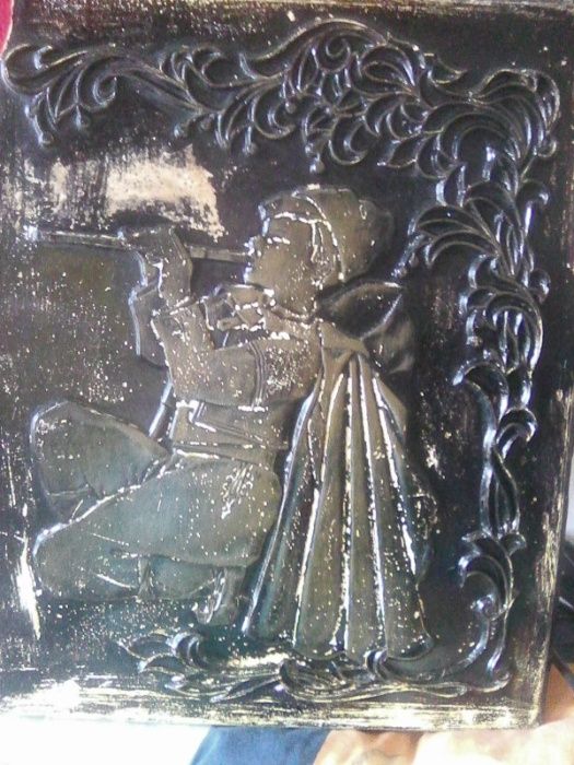 Продавам гипсова картина