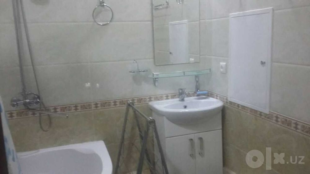Продается 1 комнатная квартира госпитальный базар