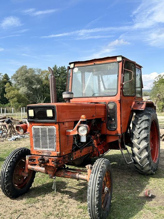 Tractor Universal 650M cu carte tehnica