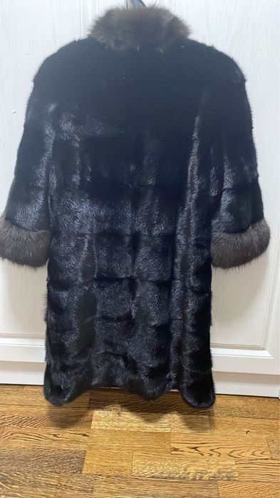 Продаю норковую шубу в отличном состоянии