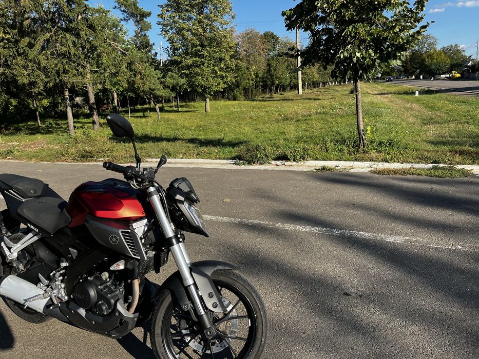 Yamaha Mt r125 2015