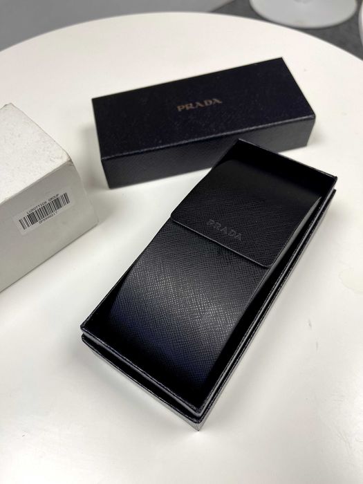 Очки солнцезащитные Prada OPR 64XS оригинал