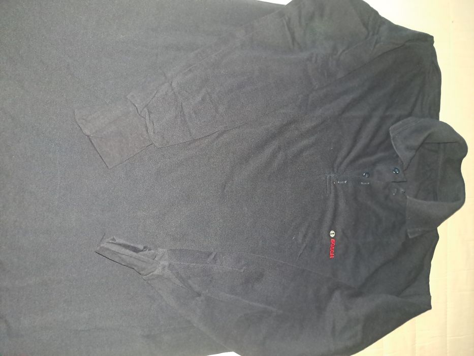 Geaca Bosch noua marimea  XL + cadou bluza XL + cadou cana Bosch