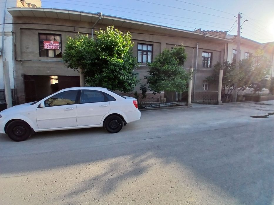 Yunsobod zenit hasanboyda yer sotiladi 6sutu