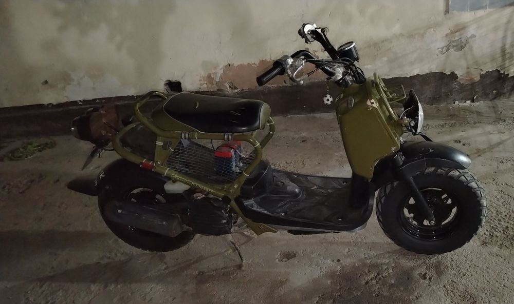 Honda Zoomer Sotiladi naxtga