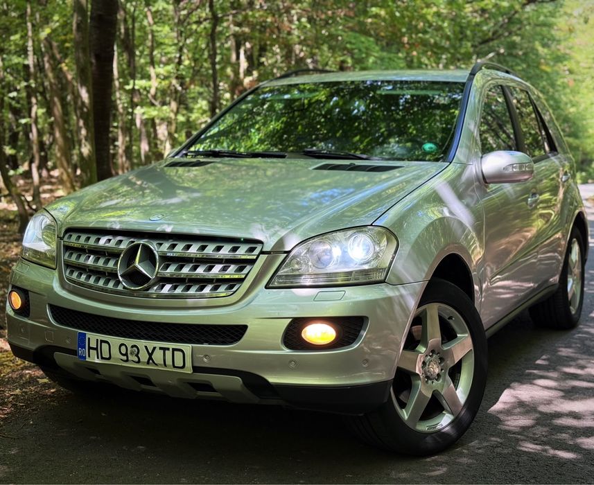 Vând Mercedes ML 320 4matic