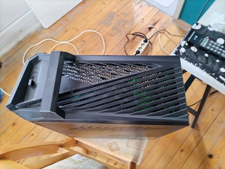 Гейминг Компютър Asus ROG