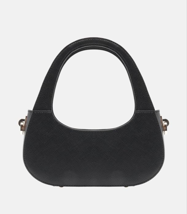 Нова оригинална чанта Guess