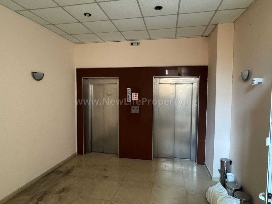 Продава се Хотел в к.к. Слънчев бряг - 1345 кв.м за 1004 €/кв.м - Снимка #3