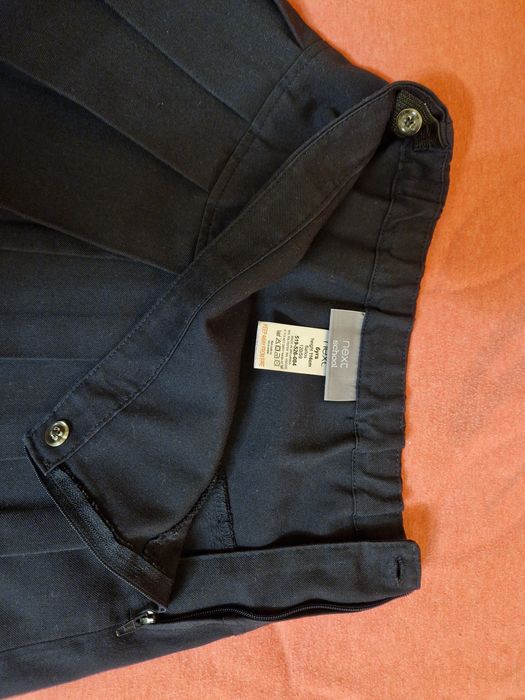 Fusta școală bleumarin, 116 cm, Next