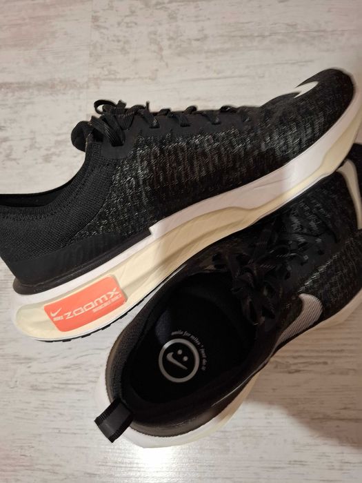 МаратониNike ZOOMX