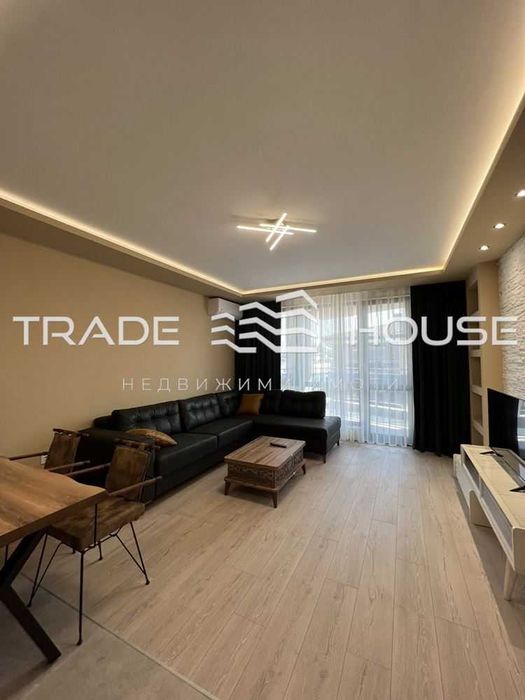 Дава се под наем Двустаен апартамент в Пловдив, Христо Смирненски - 76 кв.м за 425 € - Снимка #1