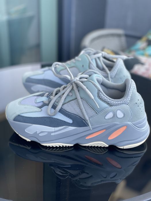 Yeezy Boost 700 „Inertia” – mărimea 38 – stare excelentă