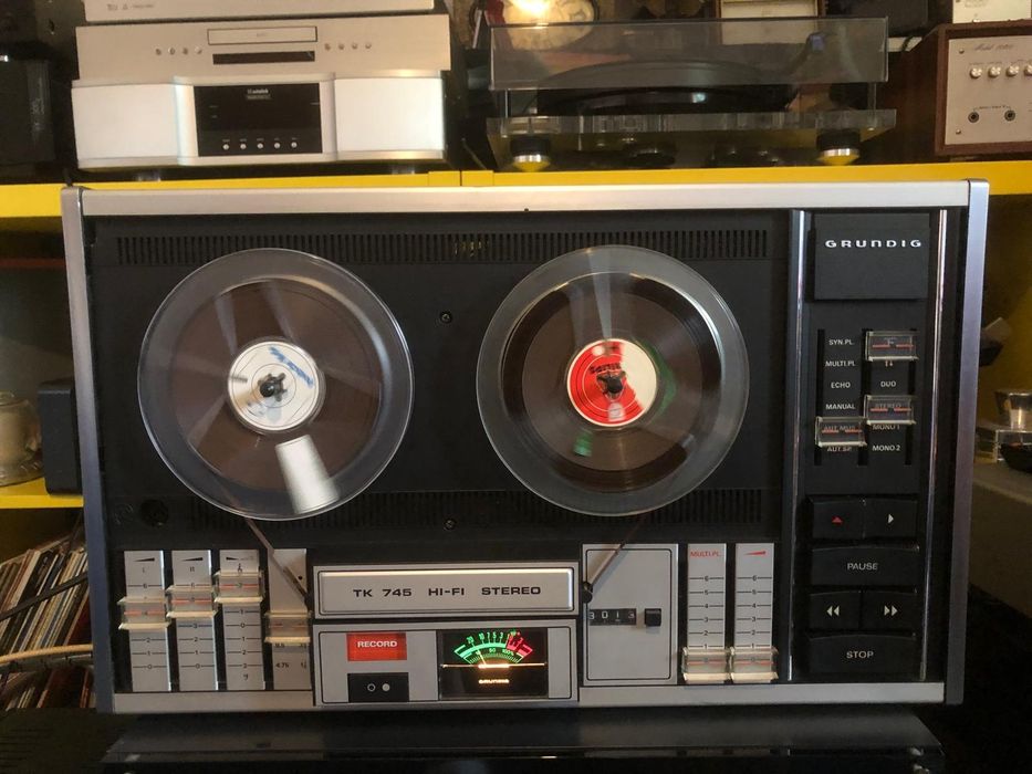 Magnetofon Grundig TK 745