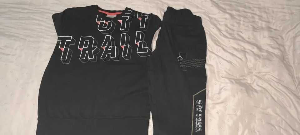 Compleu/ Trening pentru băieți, mar. 10 ani