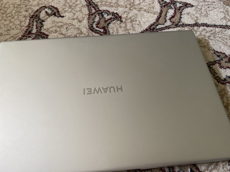 Noutbook HUAWEI Core i 5