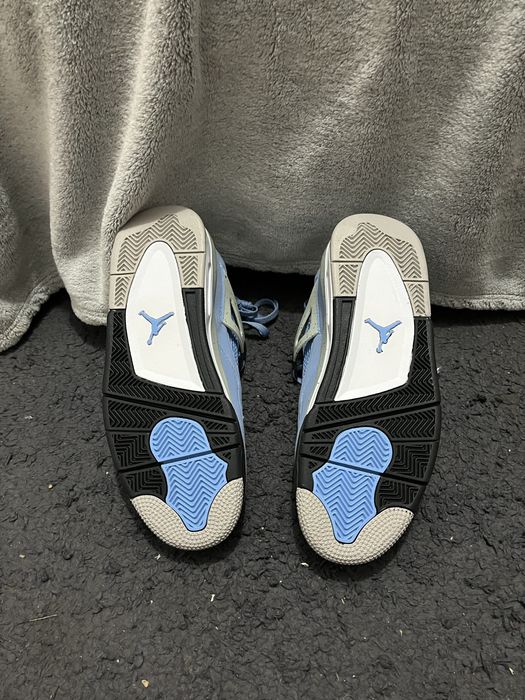 Jordan 4 universty blue 42
