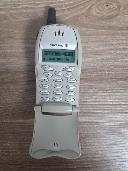 Vand  telefon  Sony Ericsson  T20e