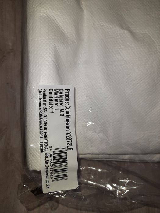 Set Combinezon Impermeabil Etansat + Halat Unica Folosinta