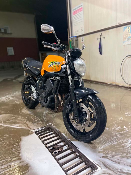 Yamaha FZ 6