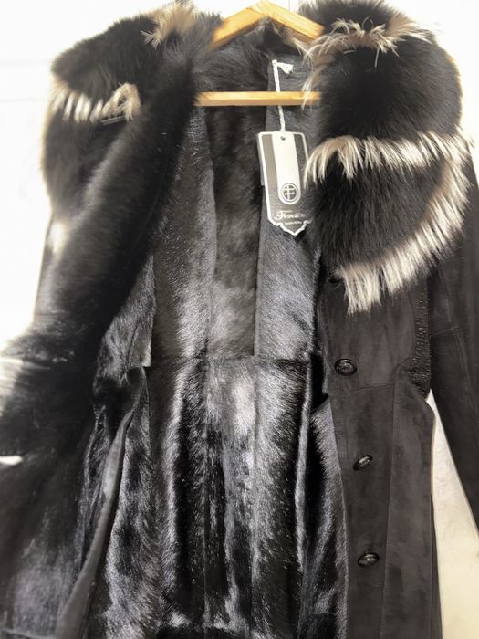 Дубленка  женская новая