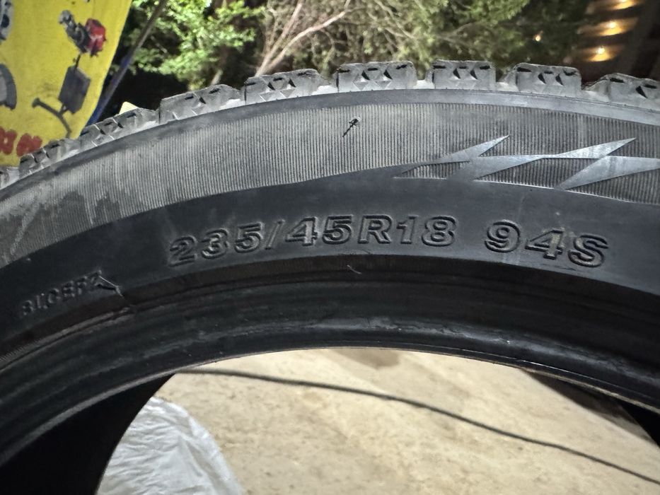 Шина зимный bridgestone