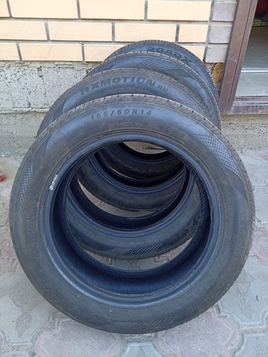 Продам шины в отличном состояний
