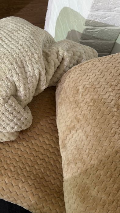 Мягкие пледы б/у