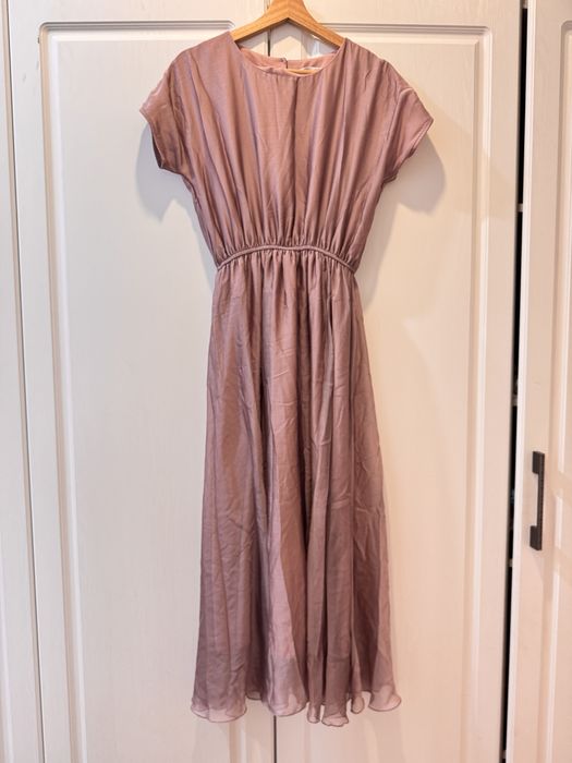 Продам вечернее платье б/у 44-46р