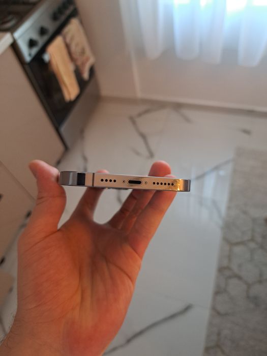 Schimb iPhone 13 Pro Max 512GB vedeti poze cu 14 Pro