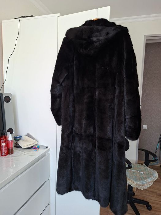 Шуба размер 50+/-. 150 000 тенге
