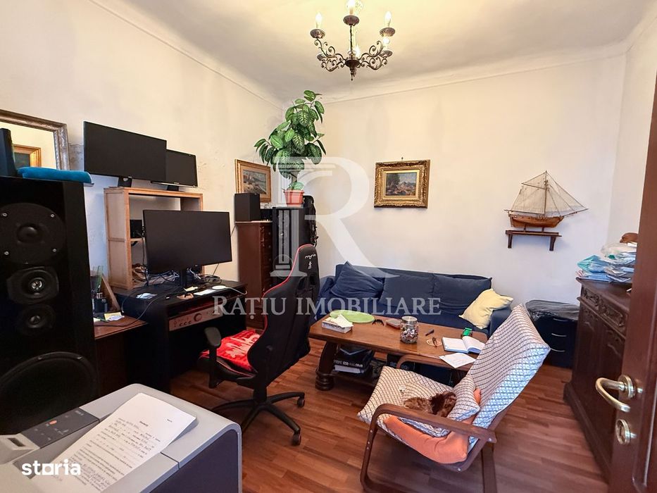 Casă cu 4 Camere de Vânzare | Decebal | Oradea