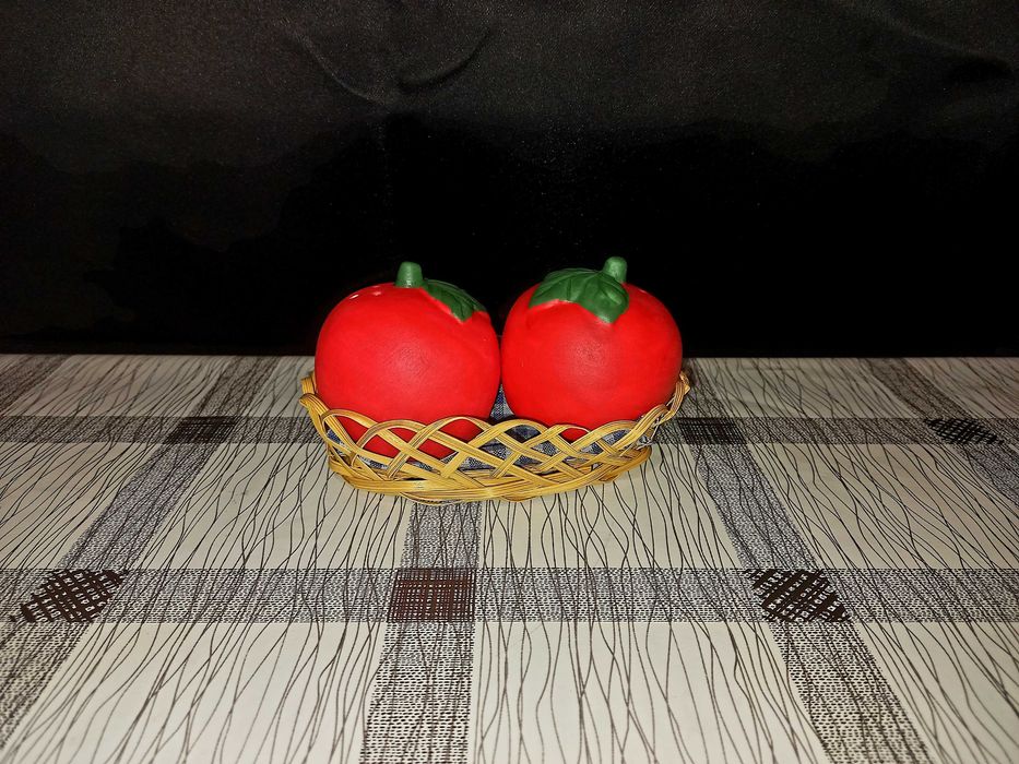 Kомплект солница и пиперница Домати