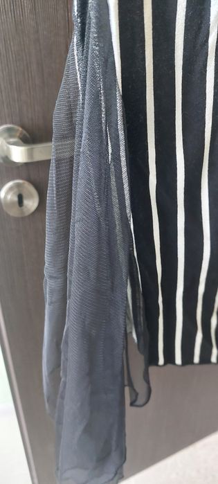 Туника в черно и бяло с тюл