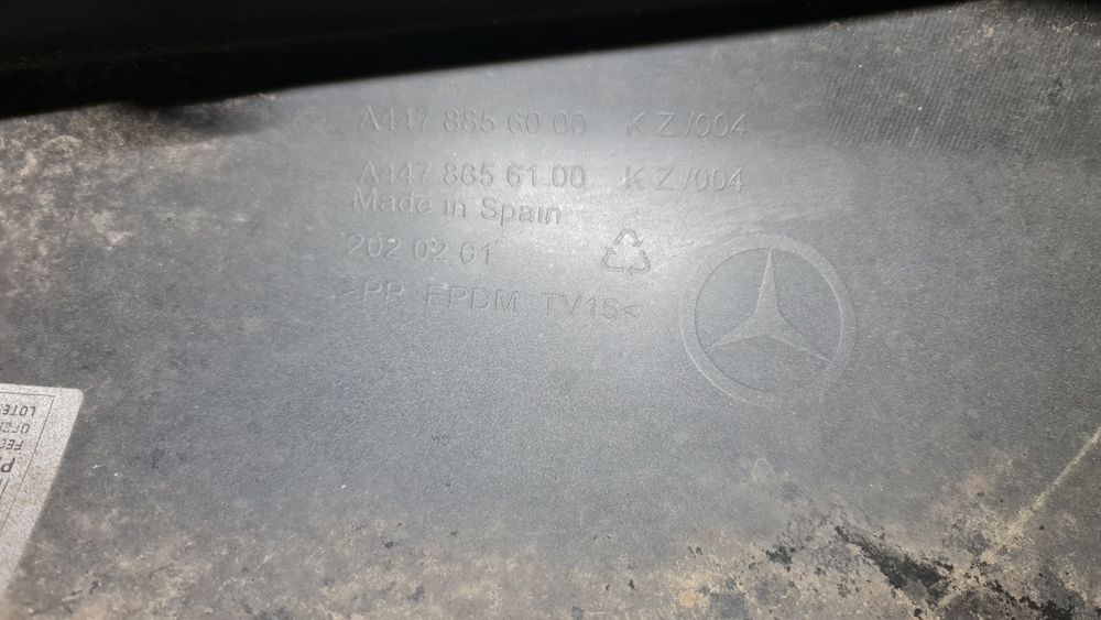 Bară față Mercedes V Class W447 Facelift an: 2020-2024