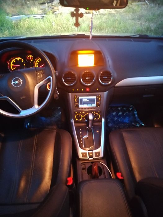 De vânzare sau schimb Opel antara4x4,automat, motorizare 2.2diesel,an