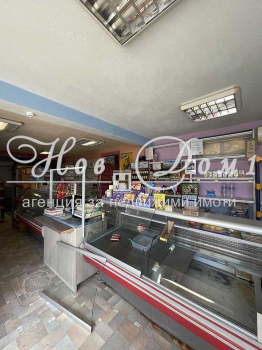 Дава се под наем Магазин в Варна, Изгрев - 60 кв.м за 398.82 € - Снимка #1