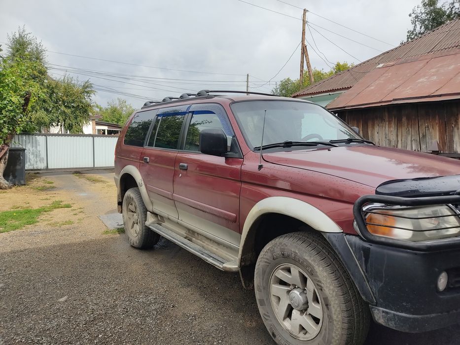 Mitsubishi Montero Sport 2000 г.в.