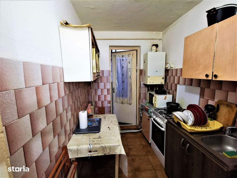 Apartament 3 camere | 49.000 € | Bazinul de Înot | Șarpantă