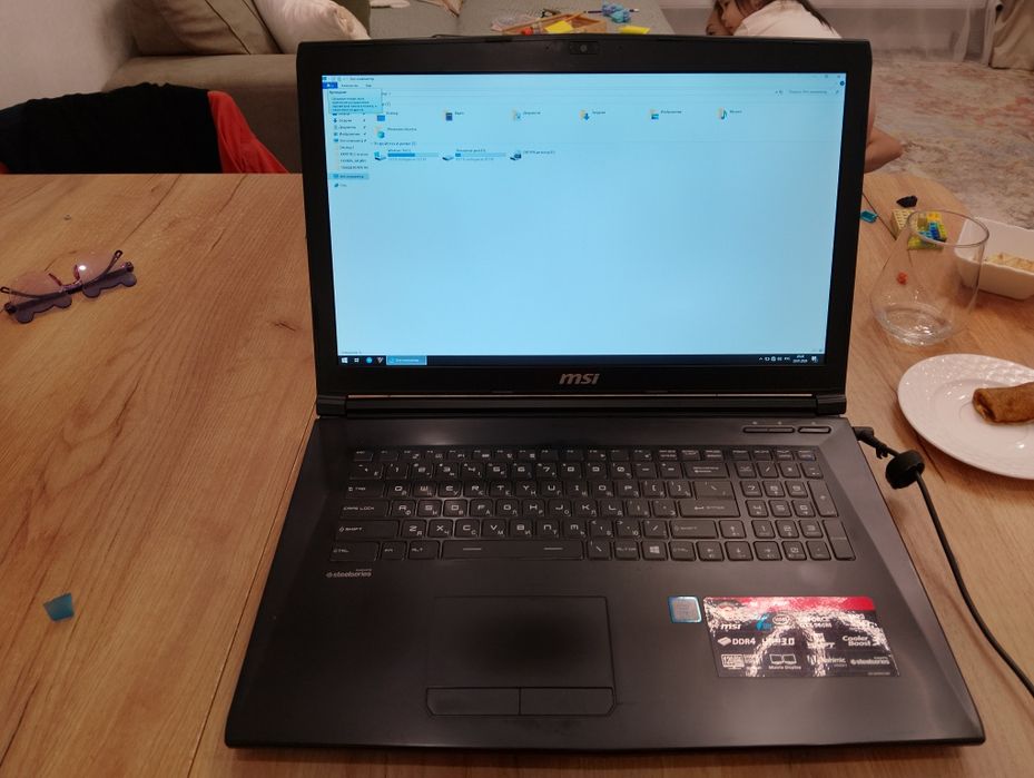 Продам игровой ноутбук MSI