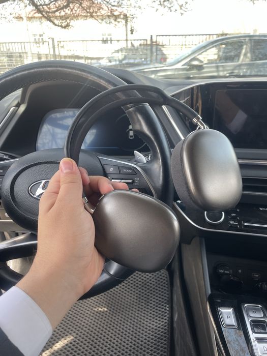 Продам AirPods Max в отличном состоянии